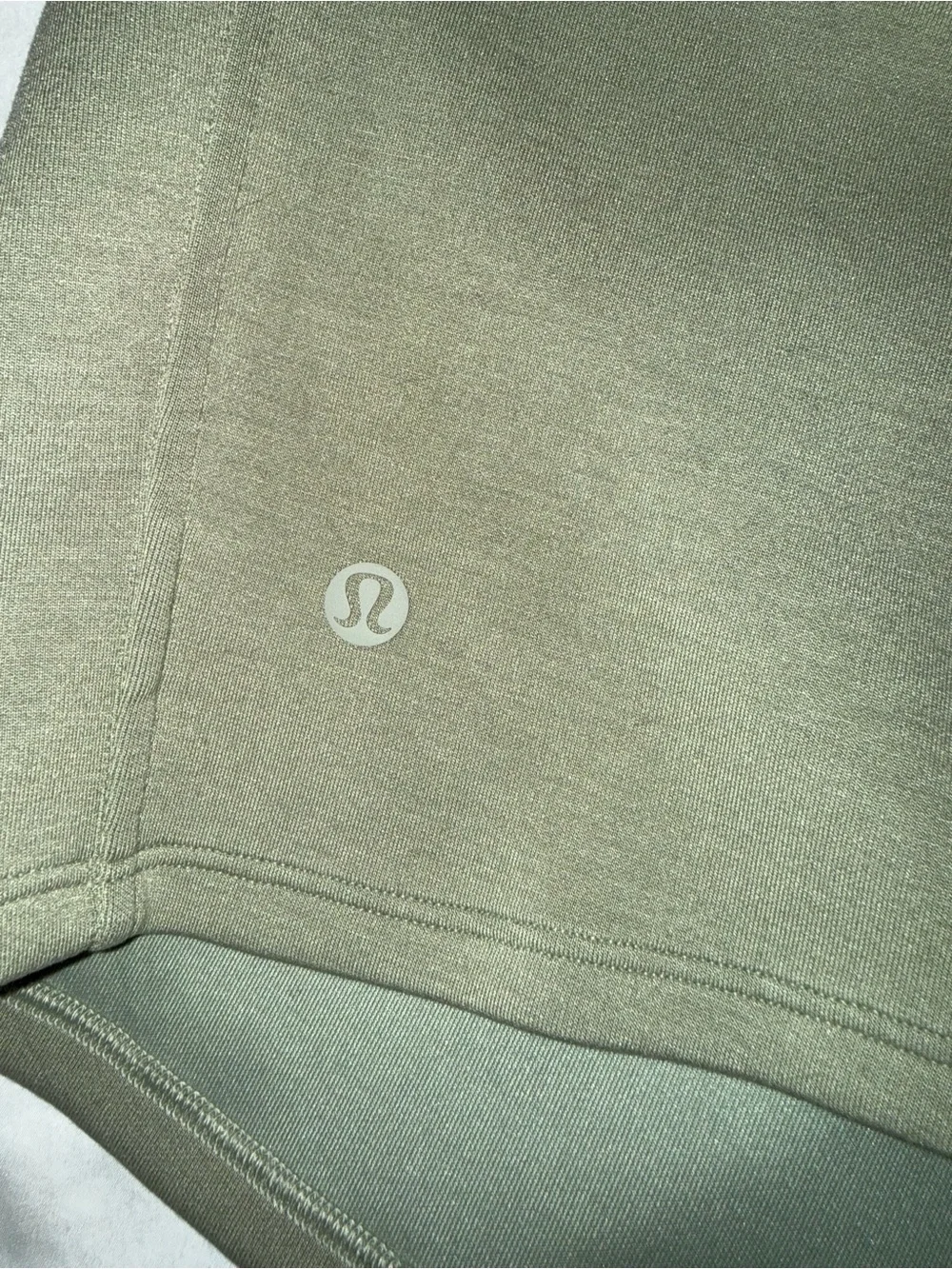 Lululemon Twist Back-to-Front Pullover Green Fern 10